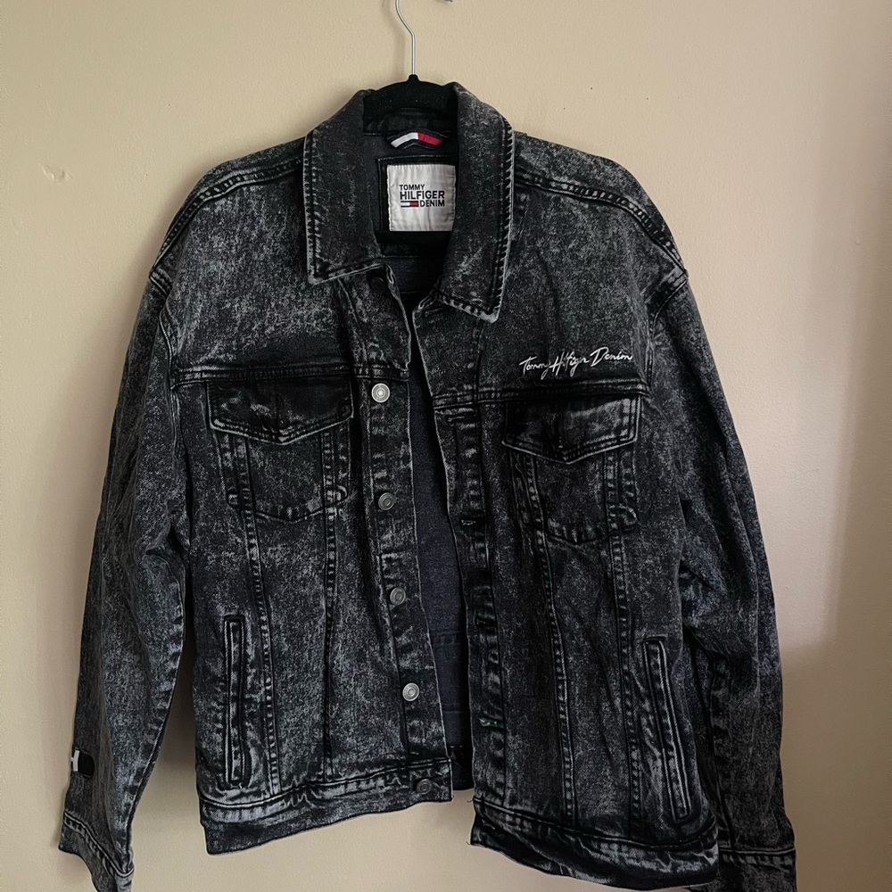 Black Acid-Washed Tommy Hilfiger Denim Denim Jacket